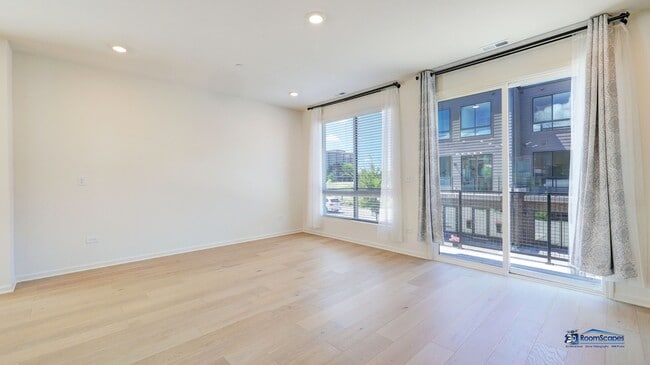 Foto del edificio - 2326 Venture Dr