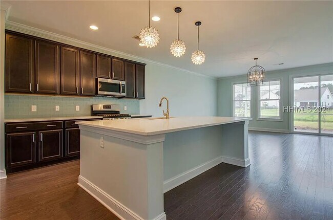 Foto del edificio - 295 Hulston Landing Rd