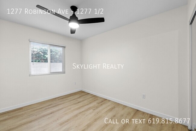 Foto del edificio - 1277 Robinson Ave