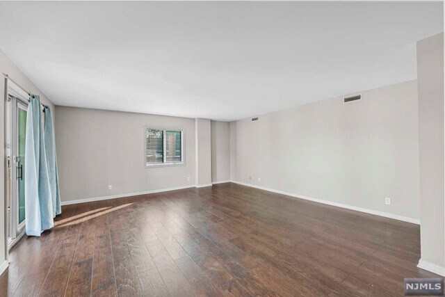 Building Photo - 633 Palisade Ave