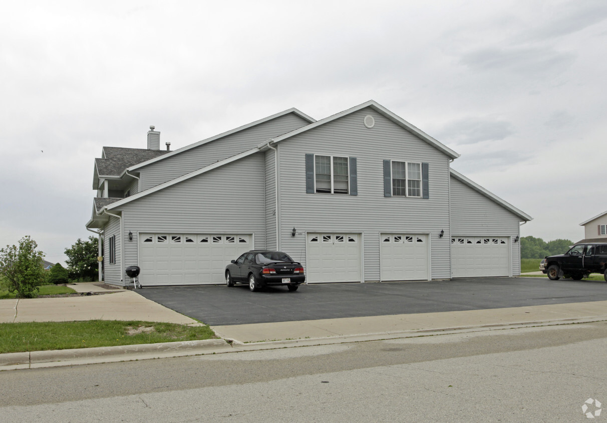 Building Photo - 280 S Lar Ann St