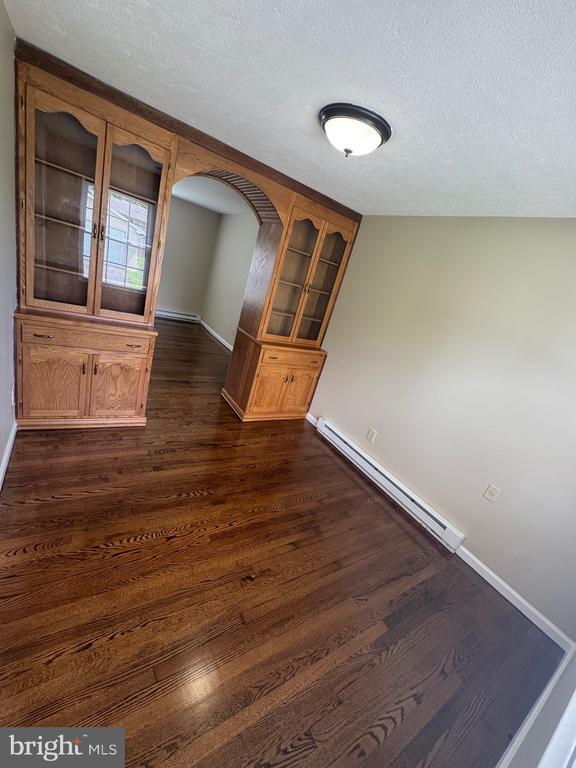 Foto del edificio - 206 Fredericktowne Dr