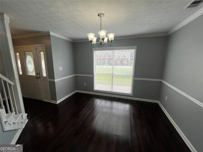 Foto del edificio - 300 Weatherly Dr
