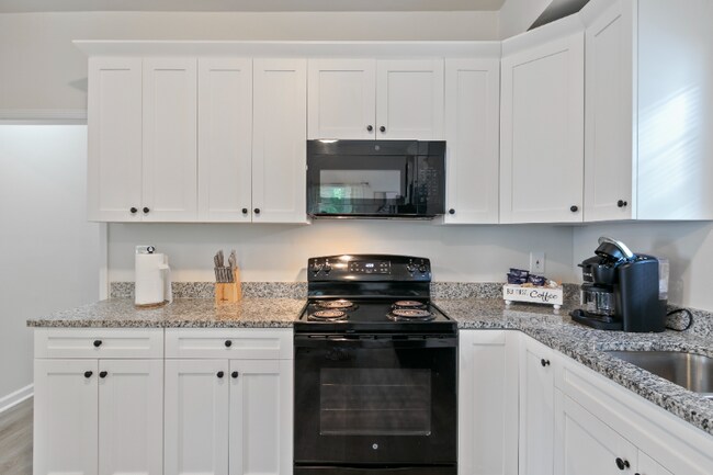Foto del edificio - 987 Dimmock St SW