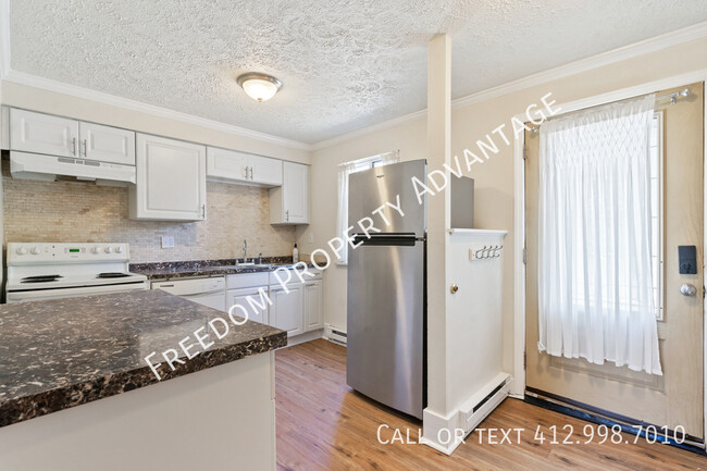 Building Photo - 320 Bank St Unit D - Sewickley