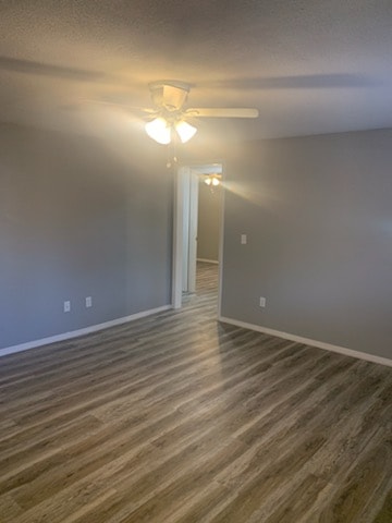 Building Photo - 470 Fieldcrest Dr