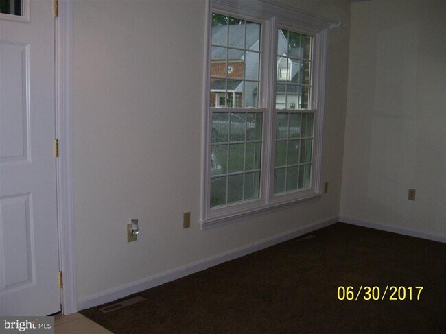 Building Photo - 6105 Collington Ct