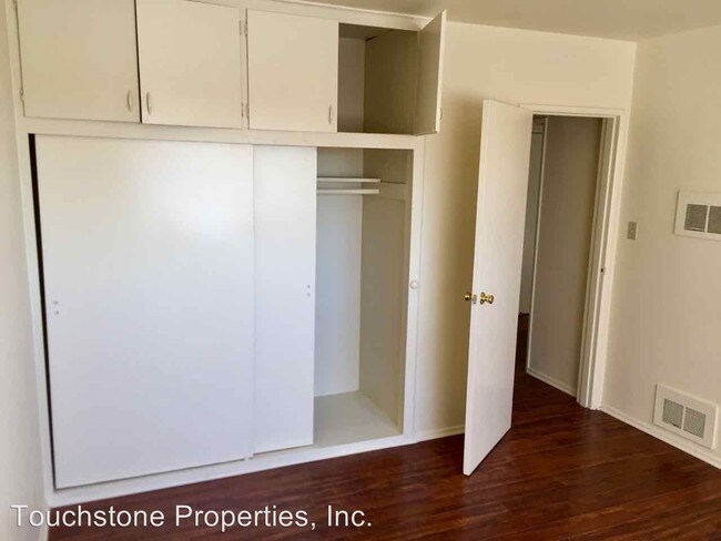 Foto del edificio - 1929 Wilcox Ave