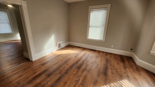 Foto del edificio - 14 Islington St