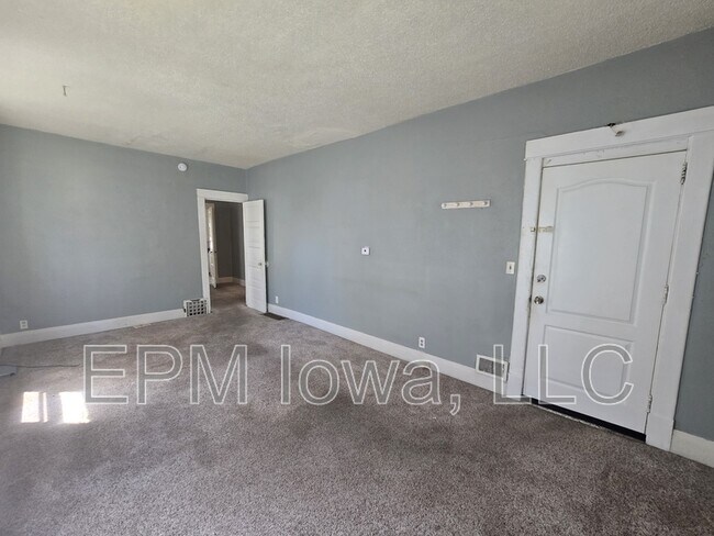 Foto del edificio - 408 Locust St