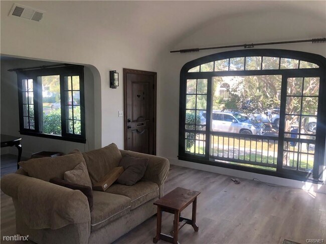 Foto del edificio - 3 br, 2 bath House - 1951 Midvale Ave