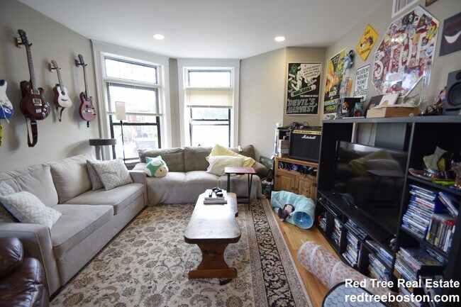 Photo - 1914 Beacon St Apartment