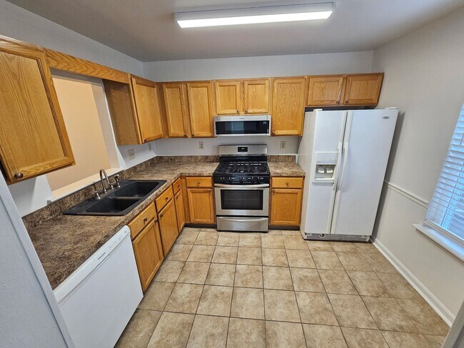 Foto del edificio - Hidden But Close to Everything!