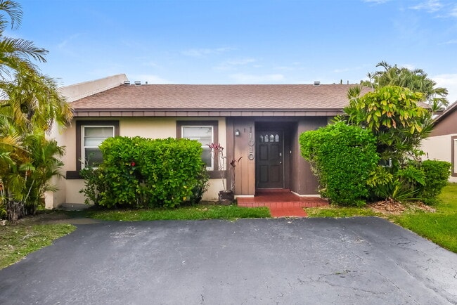 Building Photo - 11010 SW 123rd Ave