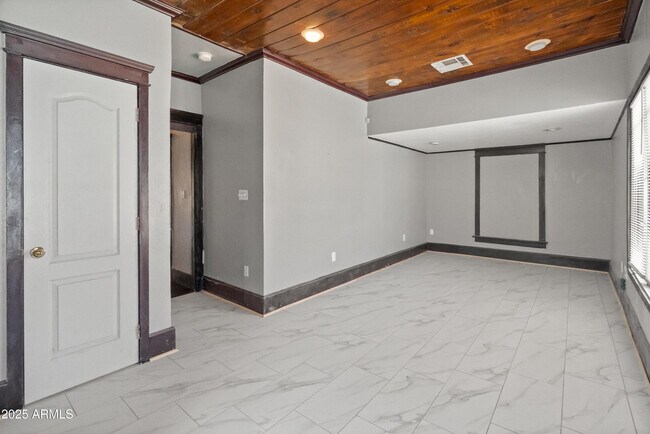 Foto del edificio - 122 N 9th Ave