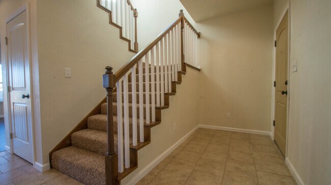Foto del edificio - 1616 Ginger Ave