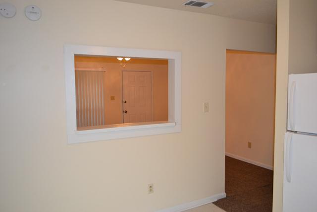 Building Photo - House for Rent