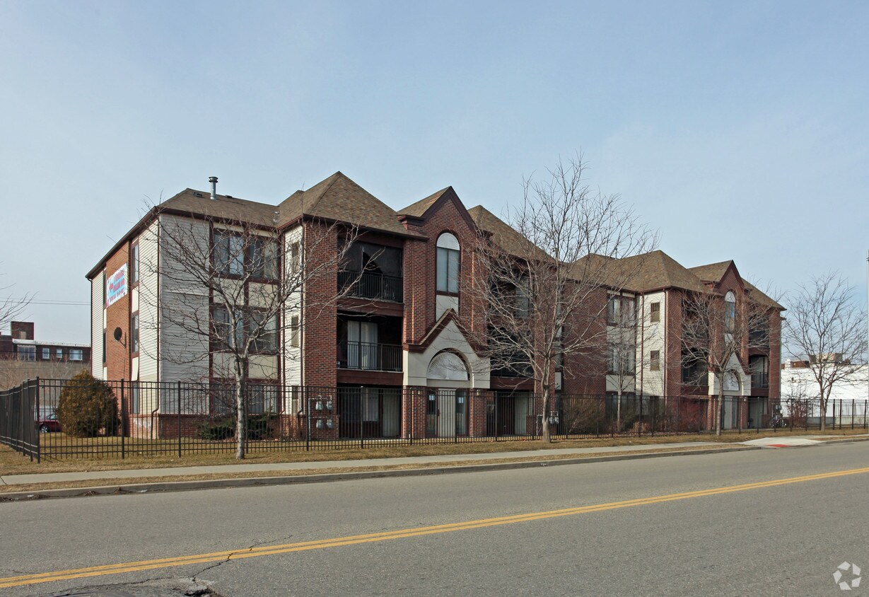 Primary Photo - Gandhi McMahon Apartments