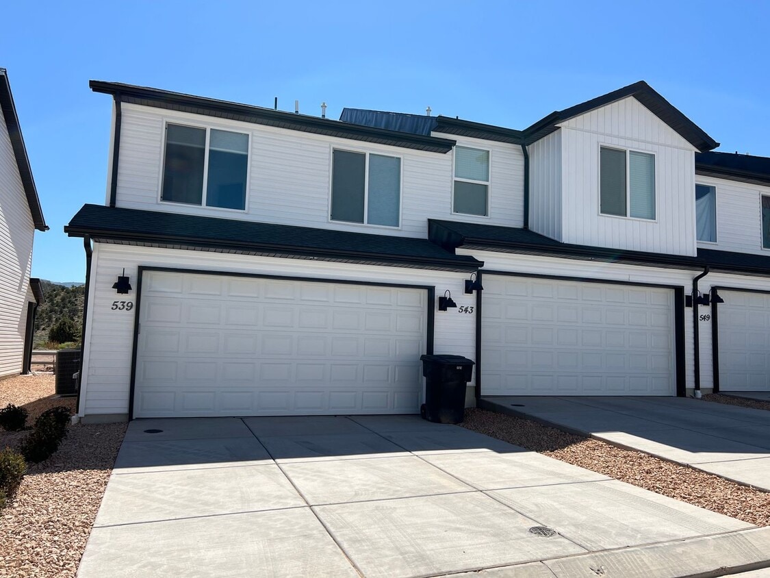 Primary Photo - Brand New Old Sorrel Townhomes