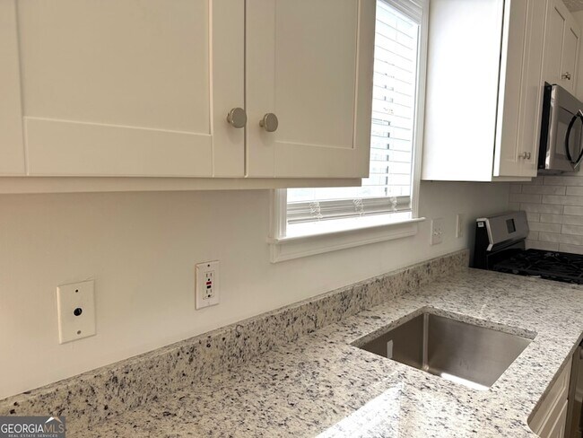 Foto del edificio - 2802 Pine Valley Way NW