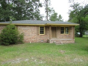 Building Photo - 373 Seminole Rd