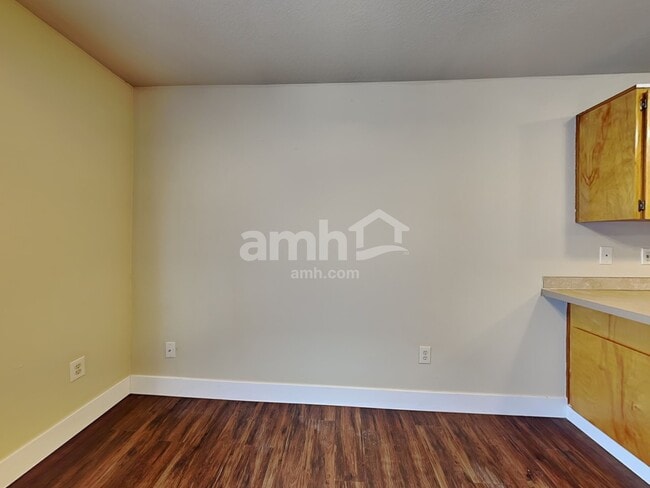 Building Photo - 16980 SW Steele Way