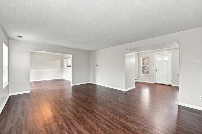 Building Photo - 6007 Polonius Ln