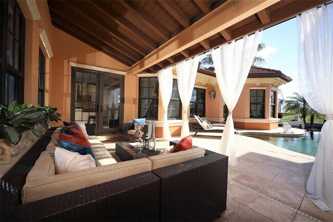 Foto del edificio - 134 Colony Point Dr