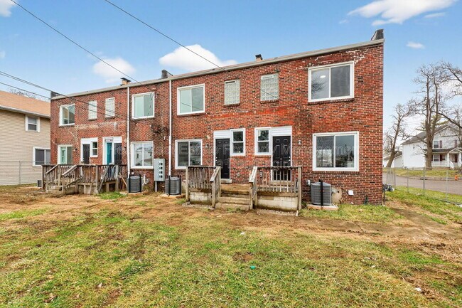 Foto del edificio - 1153 E 20th Ave