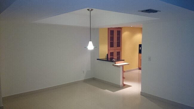 Foto del edificio - 9735 NW 52nd St