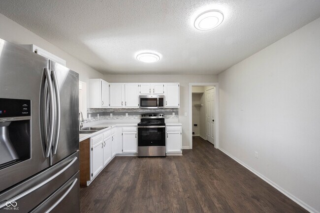 Foto del edificio - 1817 Austin Rd