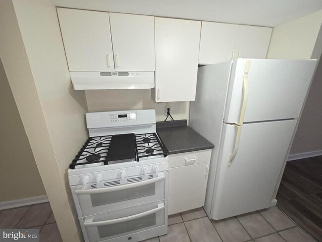 Building Photo - 5407 Fallriver Row Ct