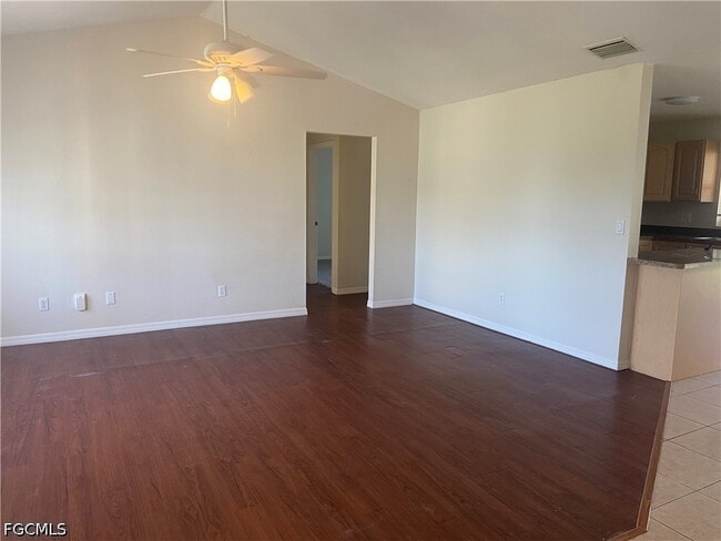 Foto del edificio - 526 SE 2nd St