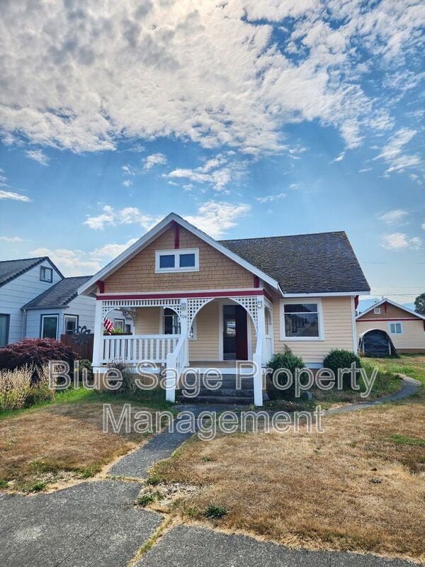 Primary Photo - 534 W 5th St