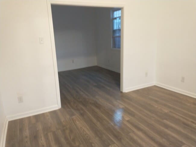 Building Photo - 2939 Pauger St
