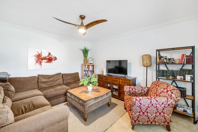 Photo - HIDDEN GEM COMING SOON, *AVAILABLE 6/1* Apartment