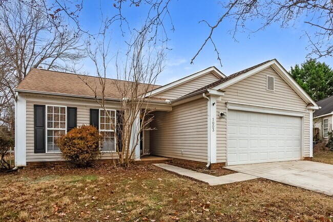 Foto del edificio - 1003 Salmon River Dr