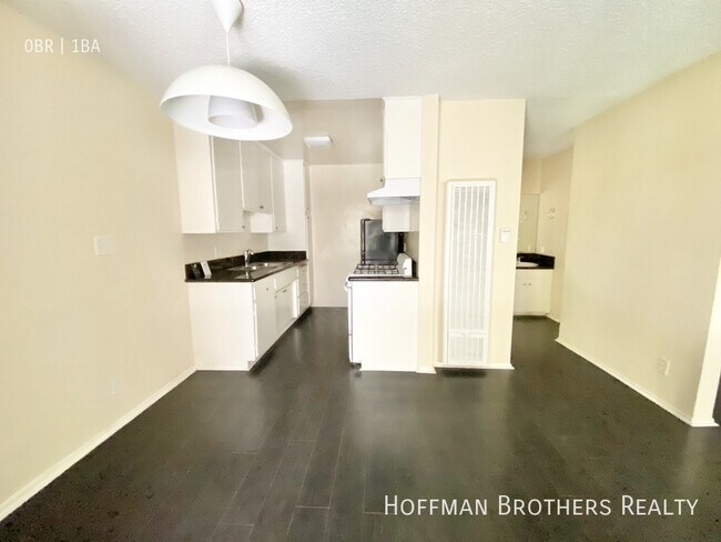 Foto del edificio - 1825 Butler Ave