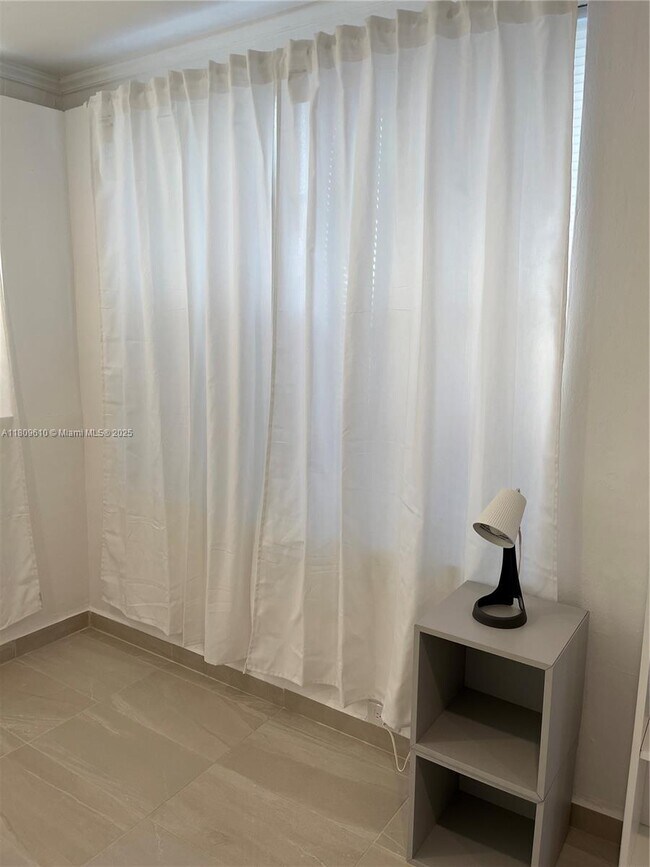 Foto del edificio - 2001 SW 58th Ct