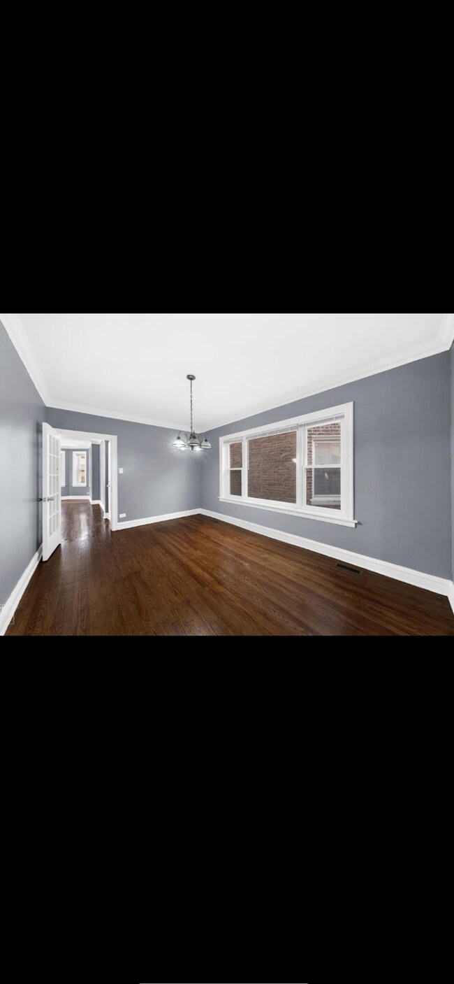 Building Photo - 7821 S Winchester Ave