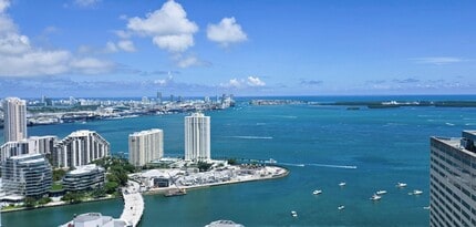 Building Photo - 951 Brickell Ave