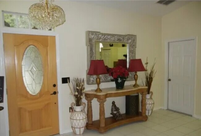 Foto del edificio - 4135 NW 35th St