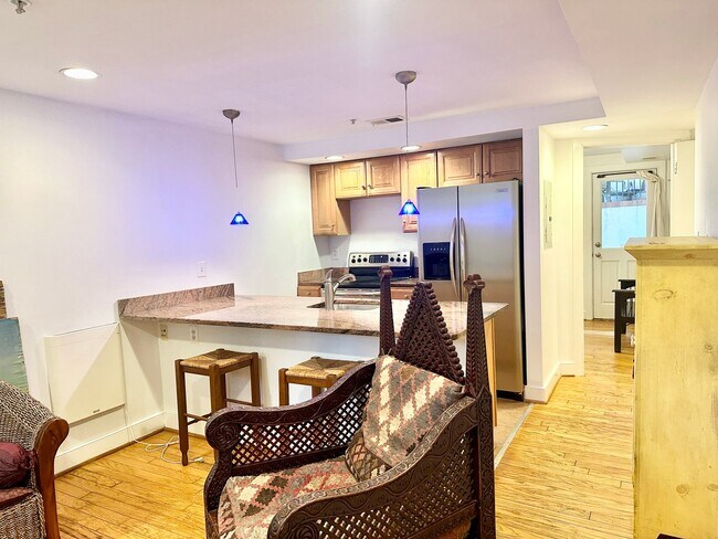Foto del edificio - 1 Bed 1 Bath! Pets Welcome! Patio!