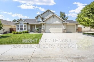 Building Photo - 3945 N Waterloo Way