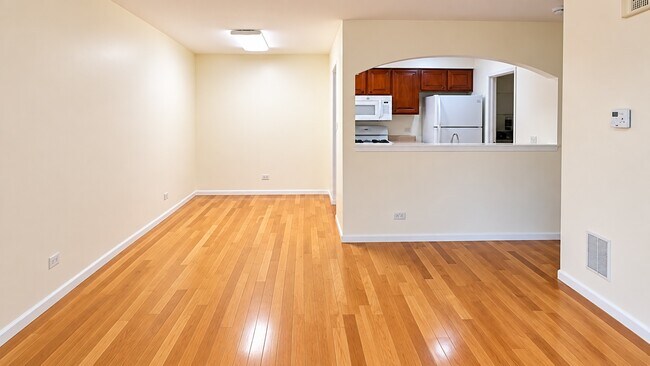 Foto del edificio - 329 Grissom Ct