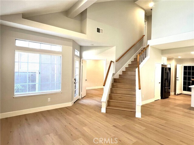Foto del edificio - 13220 Royalcrest Ct