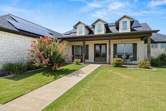 Building Photo - 3020 Keifer Marshall Dr