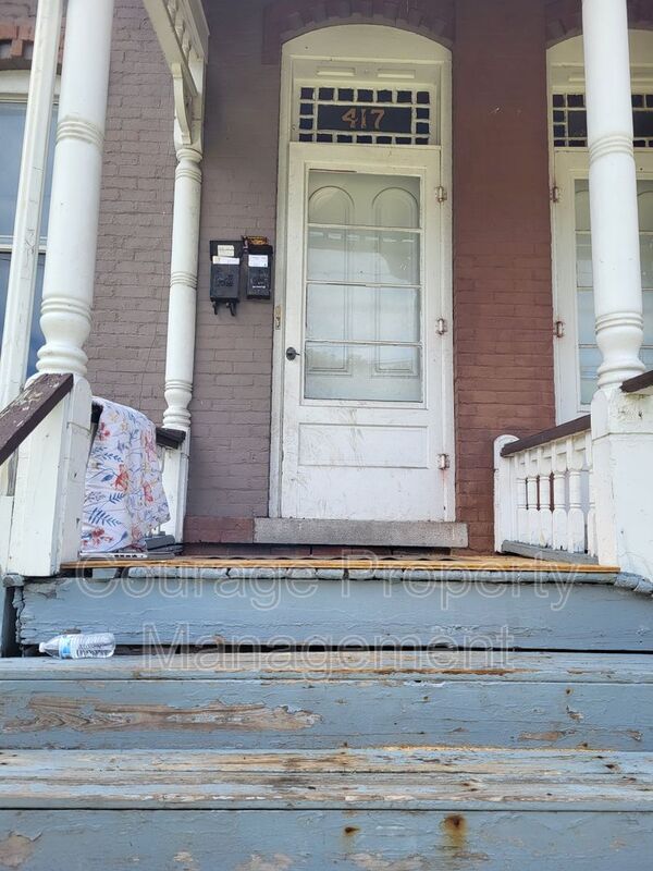 Building Photo - 417 Walnut St