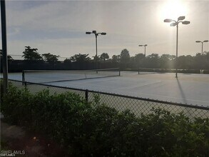 Building Photo - 2049 Fairmont Ln