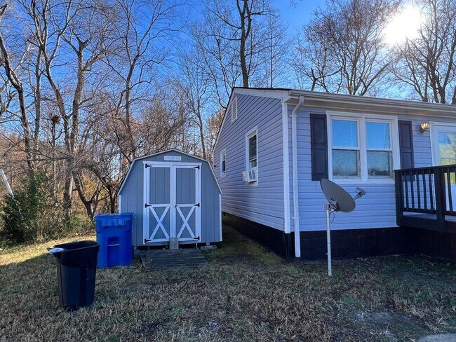 Building Photo - 20507 Hickory Ct